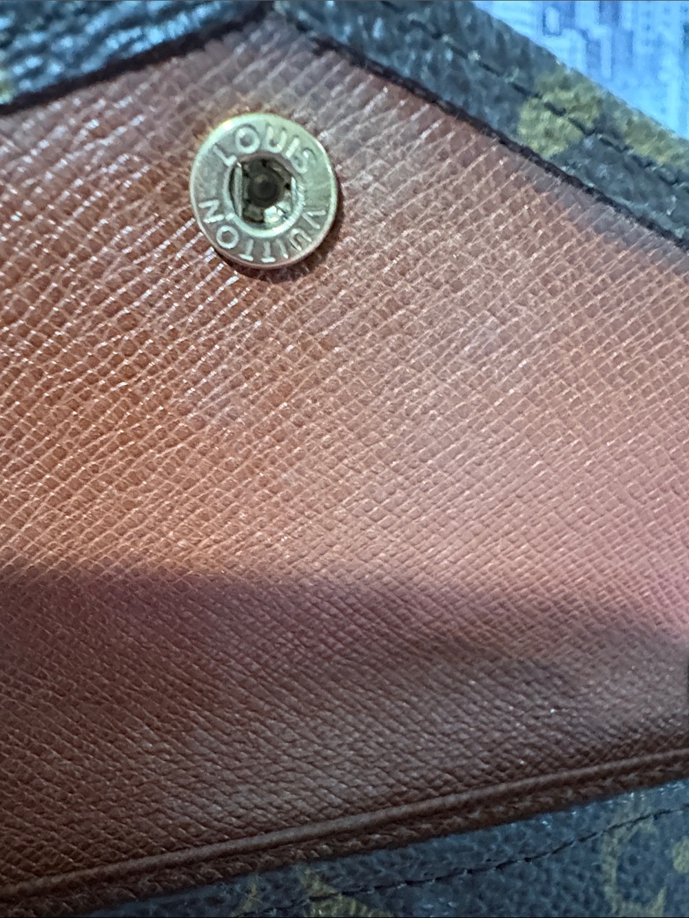 Louis Vuitton Monogram Envelope Elise trifold Wallet - Brown/Gold Accent - Picture 8 of 16